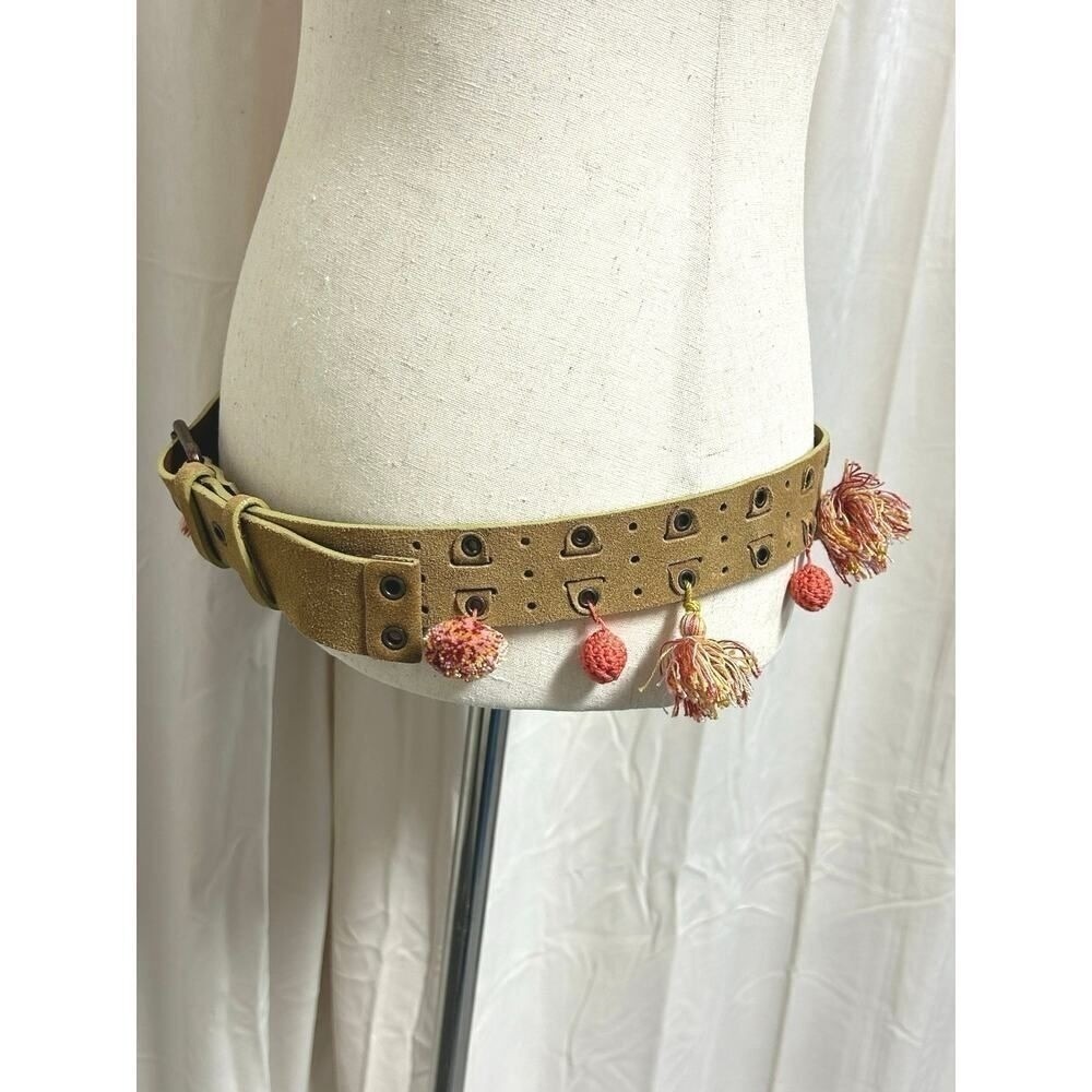 Sportmax by Max Mara Made in Italy Mustard Suede Pom Pom Tassel Grommet Belt - Picture 6 of 9